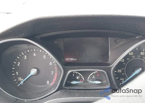 2015 Ford Focus S z USA, uszkodzony, nr VIN 1FADP3E21FL362568